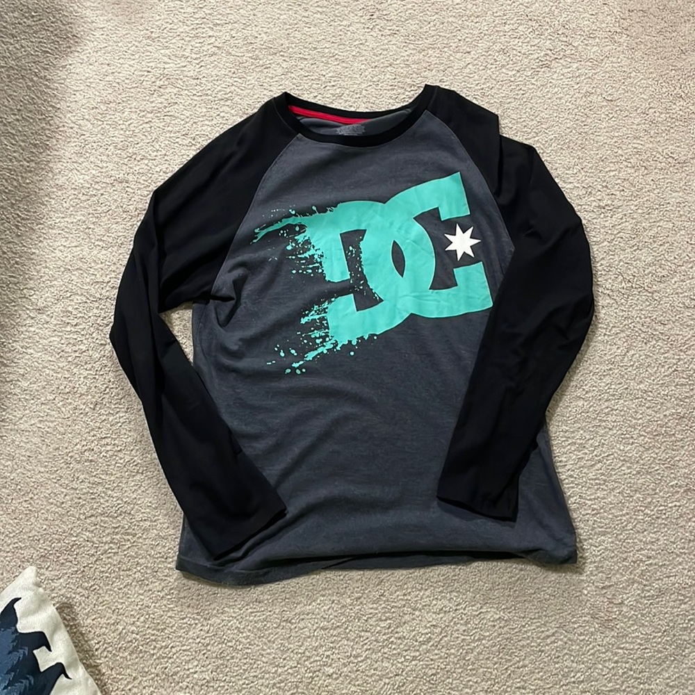 Mens Large DC shirt